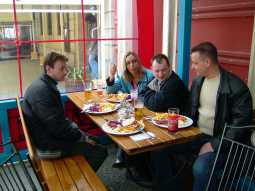 PL_SKUBI z zona, PL_XANTHAL- po lewej wraz z PL_PRIEN-em